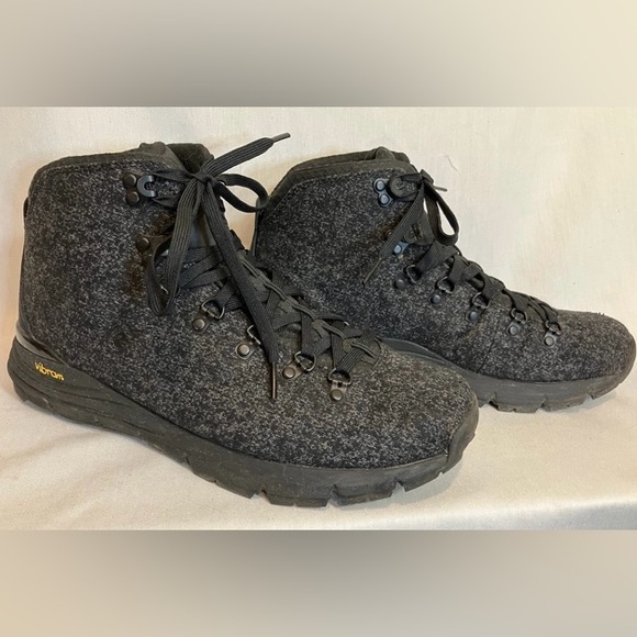 Danner Men’s Mountain 600 Enduroweave Hiking Size 9 Outdoor Work Camping EUC - Picture 1 of 10